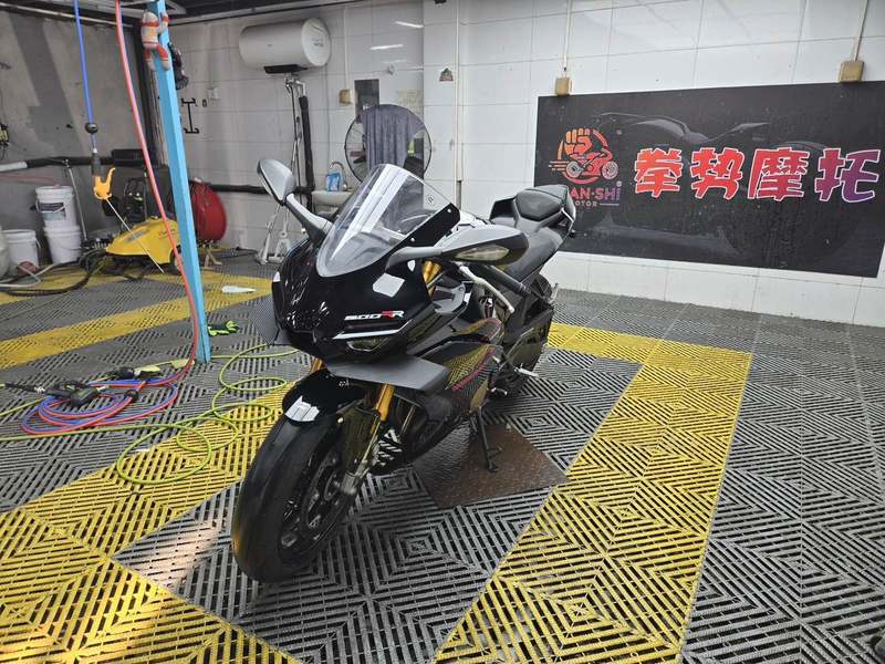 二手张雪机车500RR