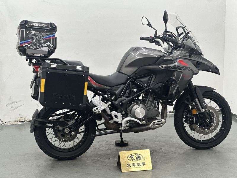 二手贝纳利金鹏 TRK502