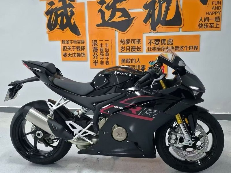 二手张雪机车500RR