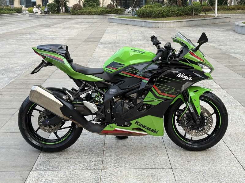 二手川崎ZX-4R