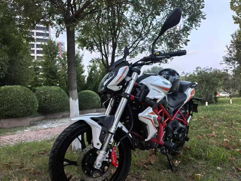 二手贝纳利红宝龙 TNT150i