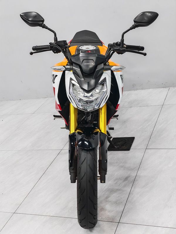 二手五羊本田CB190R 暴锋眼