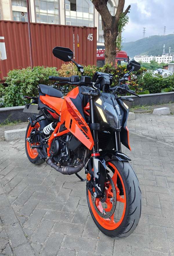 二手KTMR2R390 Duke