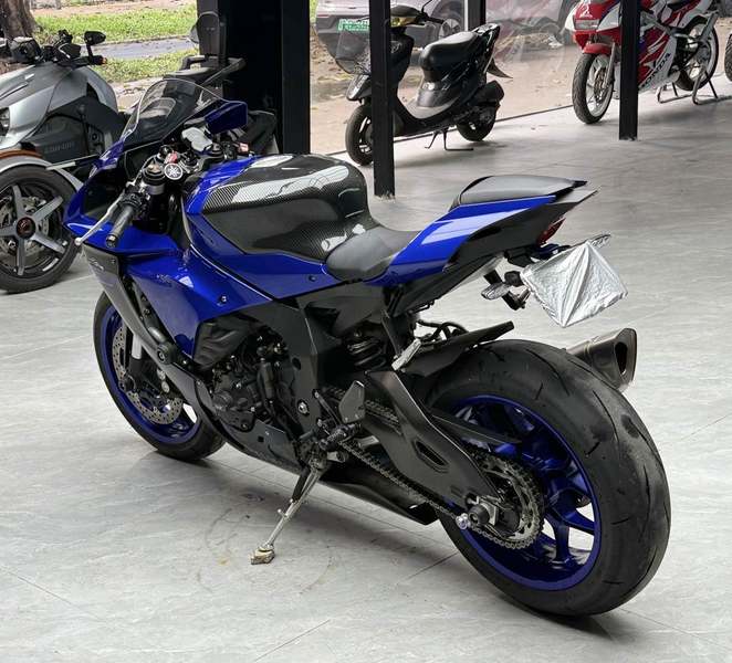 二手雅马哈YZF-R1