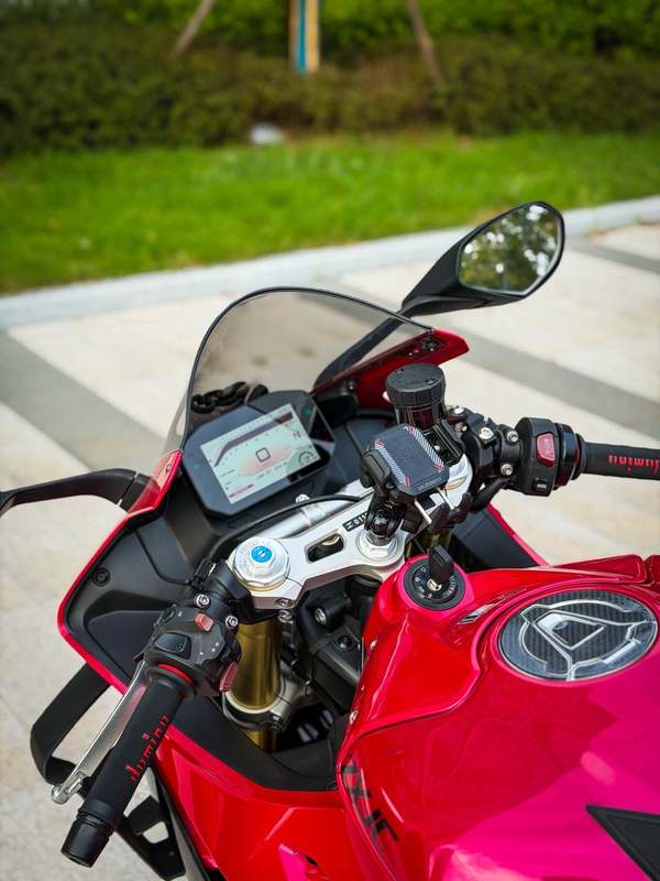 二手张雪机车500RR