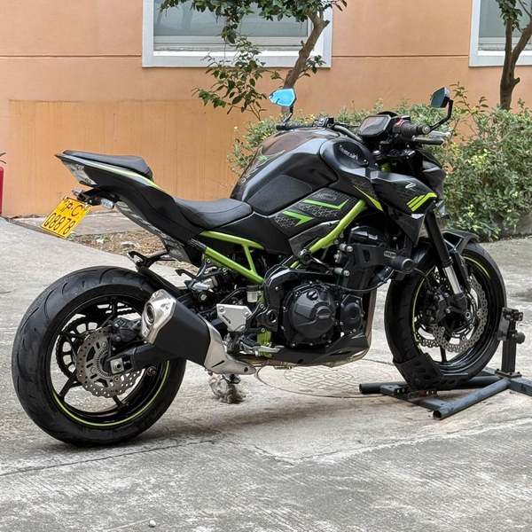 二手川崎Z900