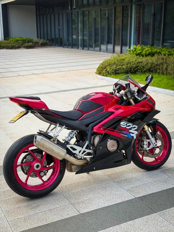 二手张雪机车500RR