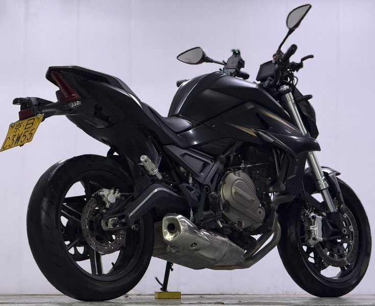 二手QJMOTOR追700