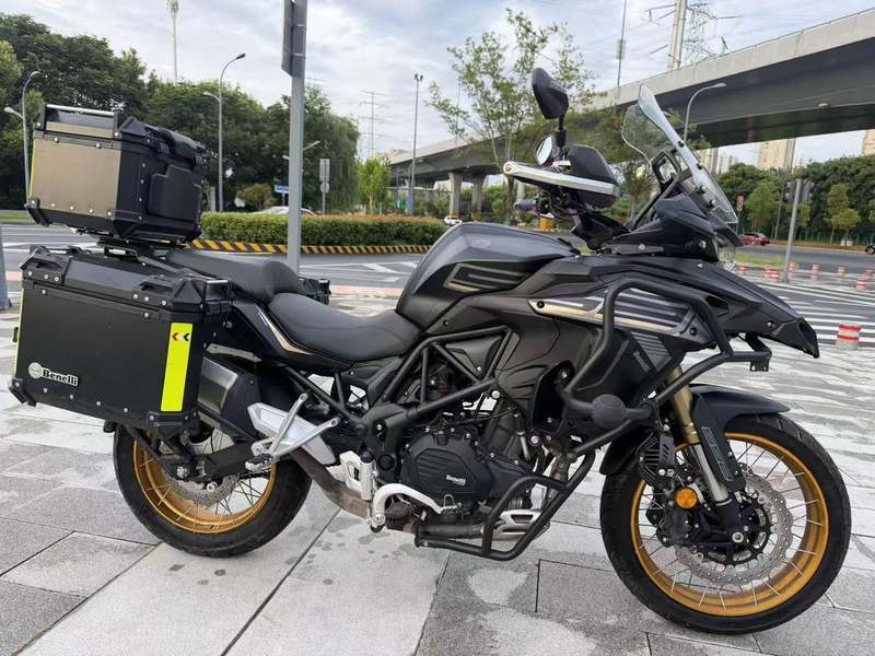 二手贝纳利TRK552