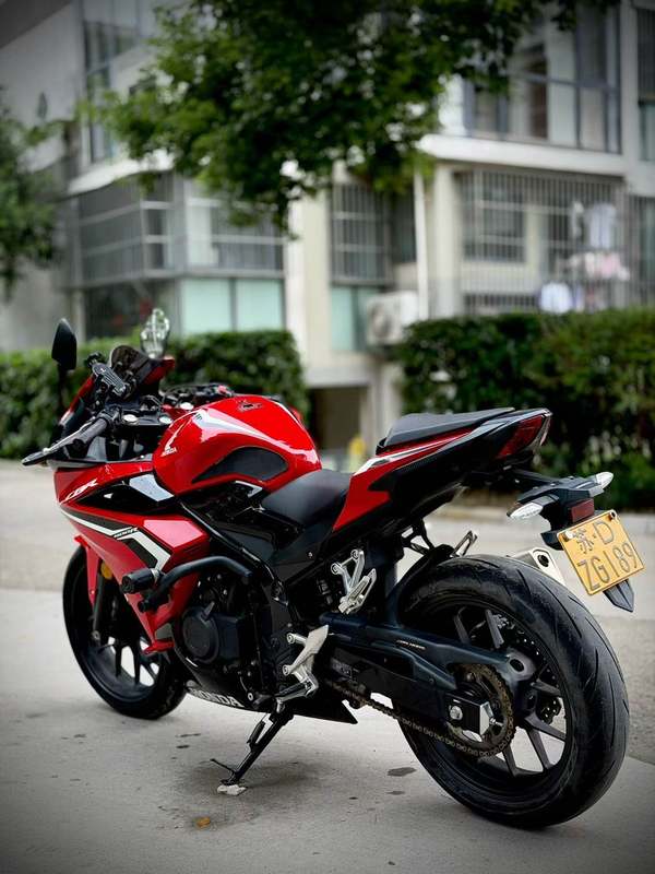 二手本田CBR400R