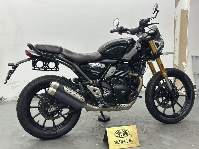 二手凯旋Scrambler 400 X