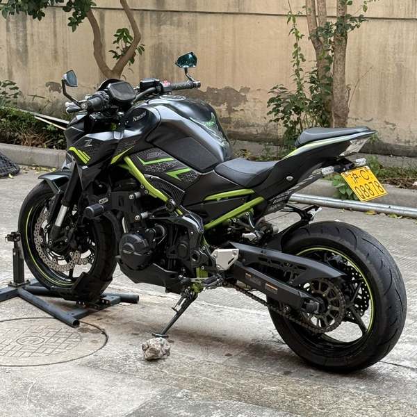 二手川崎Z900
