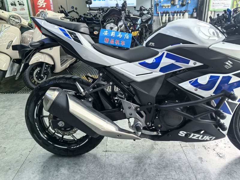 二手豪爵铃木GSX250R