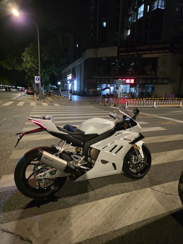 二手张雪机车820RR