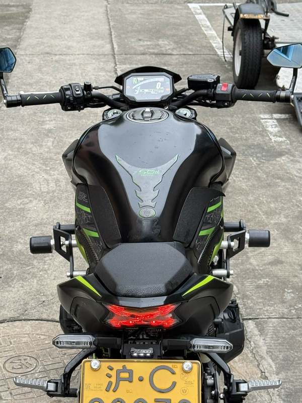 二手川崎Z900
