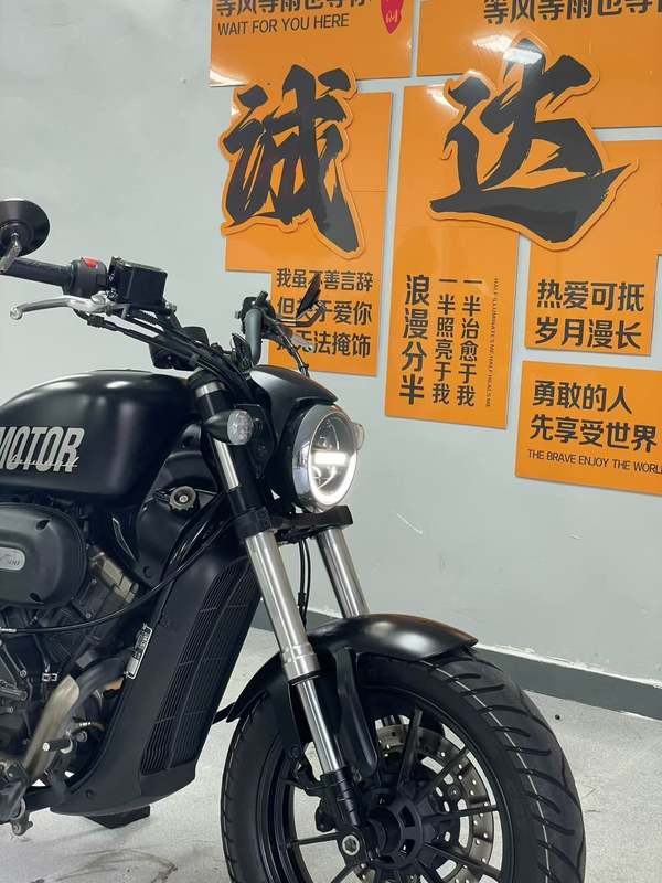 二手QJMOTOR闪300
