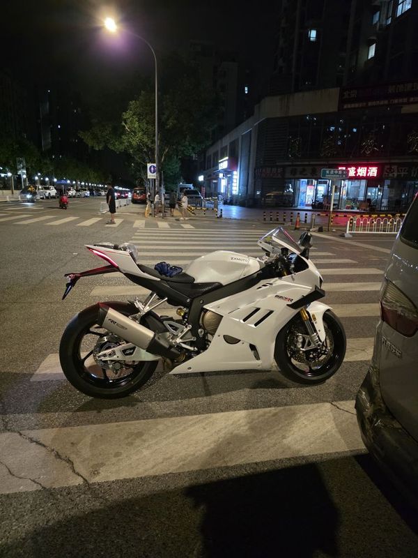 二手张雪机车820RR