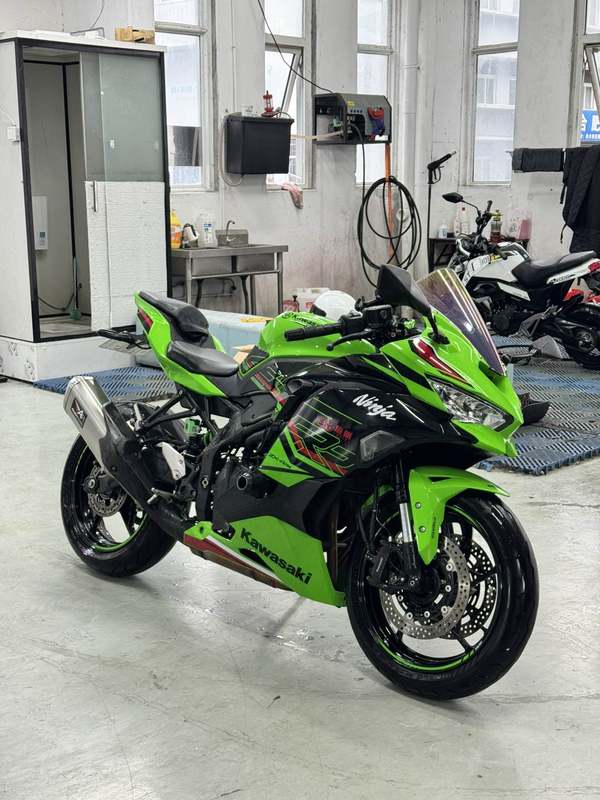 二手川崎ZX-4R