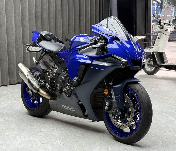 二手雅马哈YZF-R1