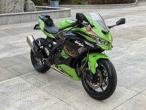二手川崎ZX-4R