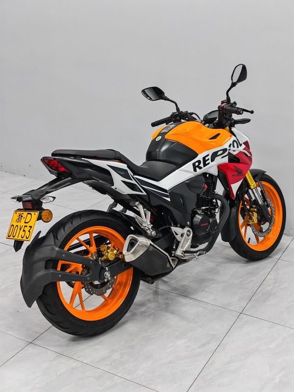 二手五羊本田CB190R 暴锋眼