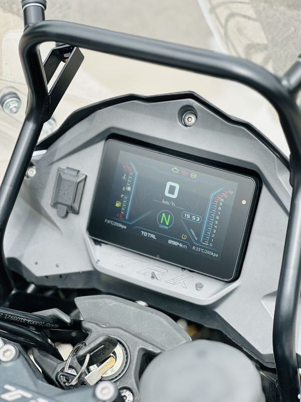 二手贝纳利金鹏 TRK502