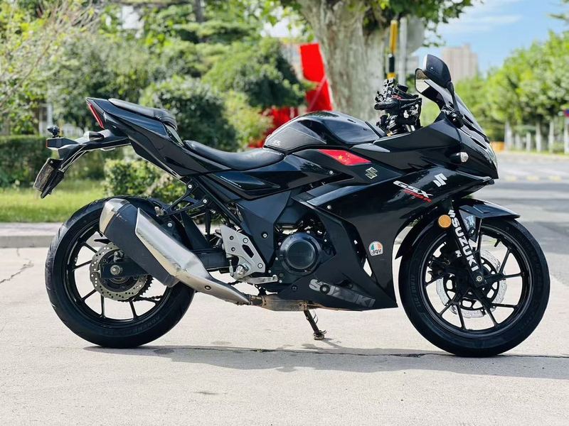 二手豪爵铃木GSX250R