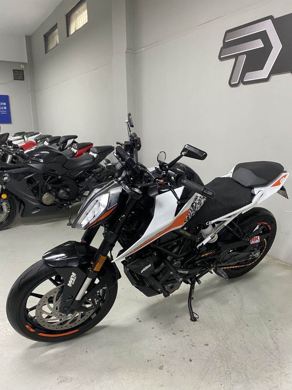 二手KTMR2R390 Duke