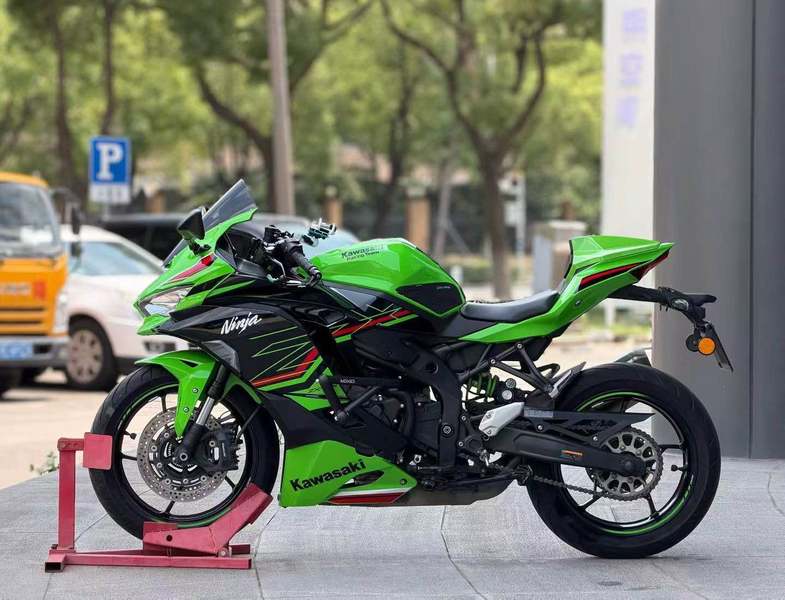 二手川崎ZX-4R