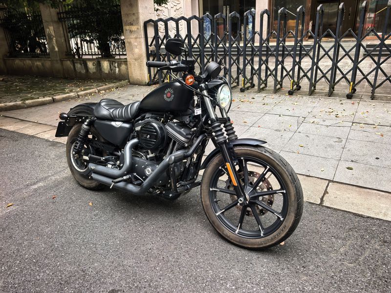 二手哈雷戴维森Iron883 硬汉