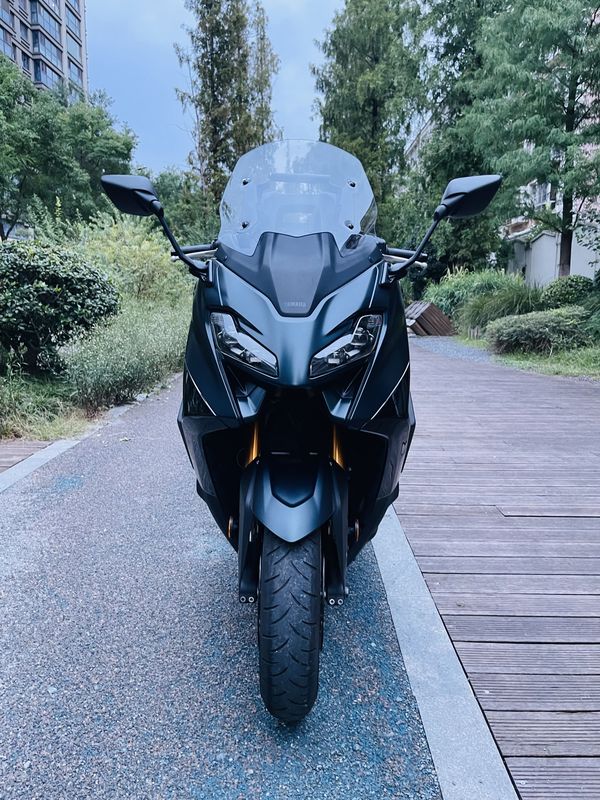 二手雅马哈TMAX