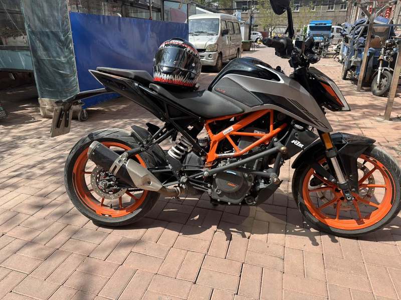 二手KTMR2R390 Duke