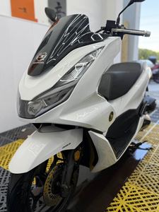 二手五羊本田PCX