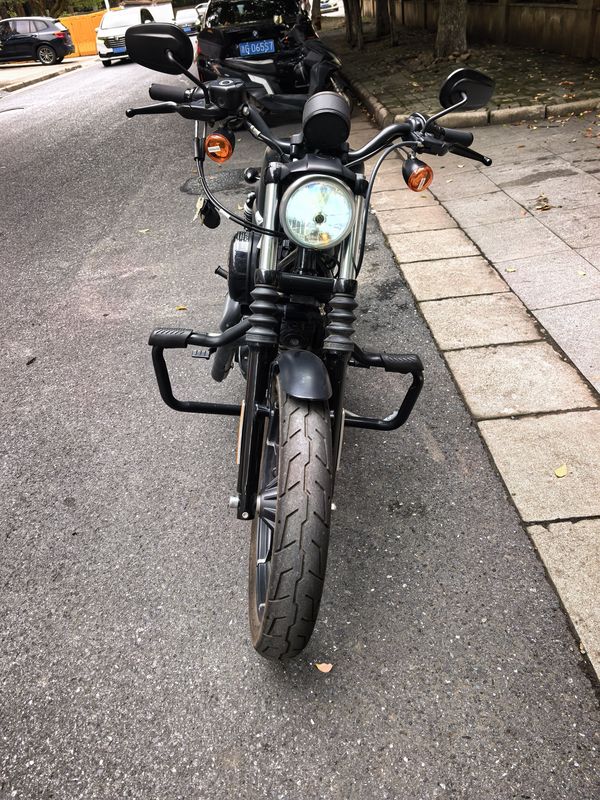 二手哈雷戴维森Iron883 硬汉