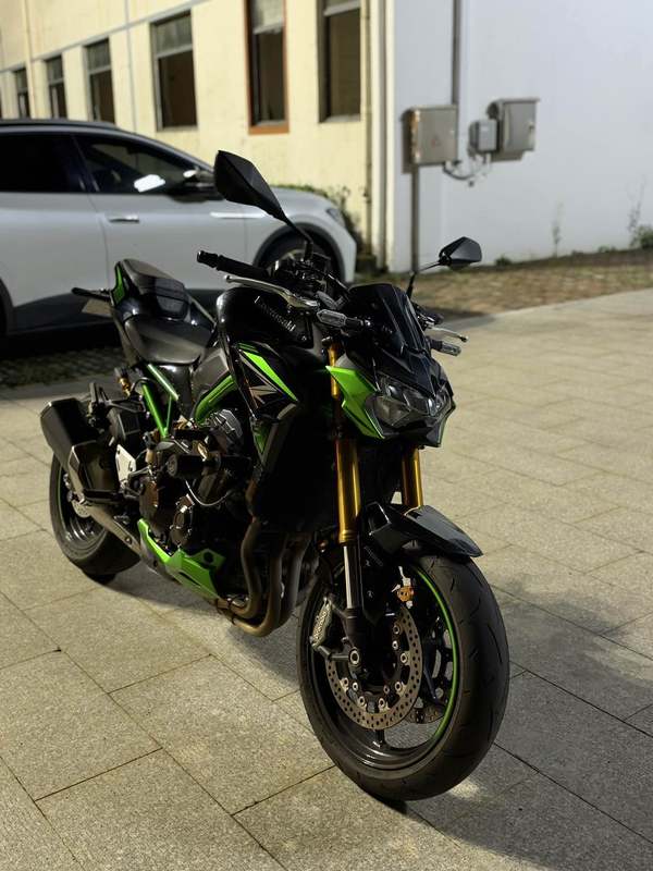 二手川崎Z900