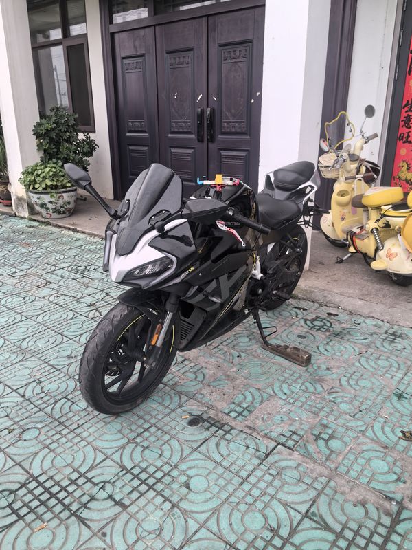 二手春风250SR