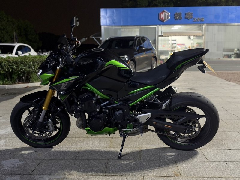 二手川崎Z900
