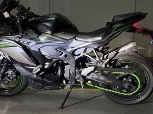 二手川崎ZX-4R