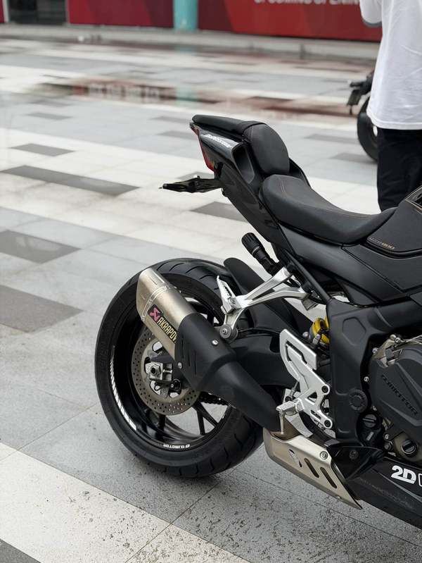 二手QJMOTOR赛800