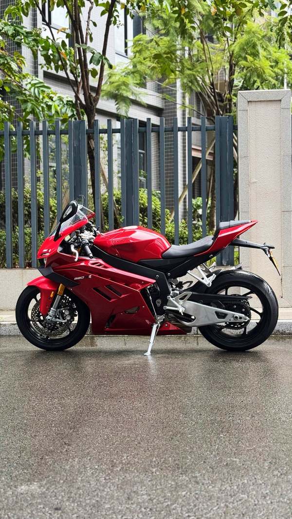 二手张雪机车820RR