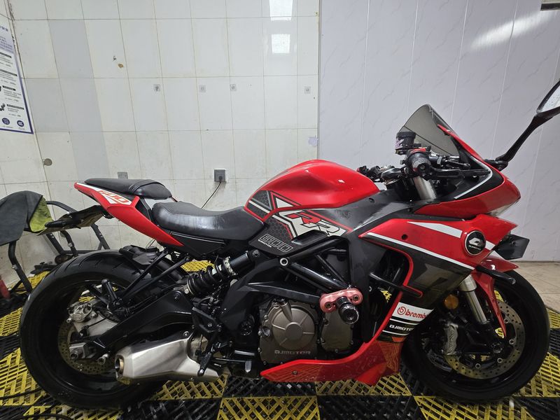 二手QJMOTOR赛600