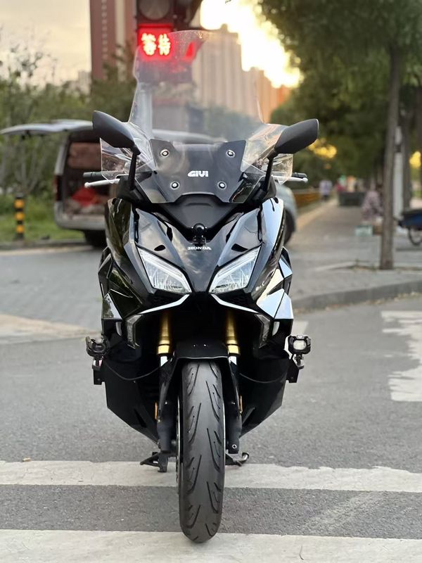 二手本田NSS750