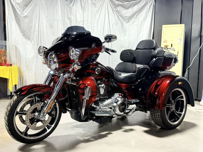 二手哈雷戴维森Tri Glide
