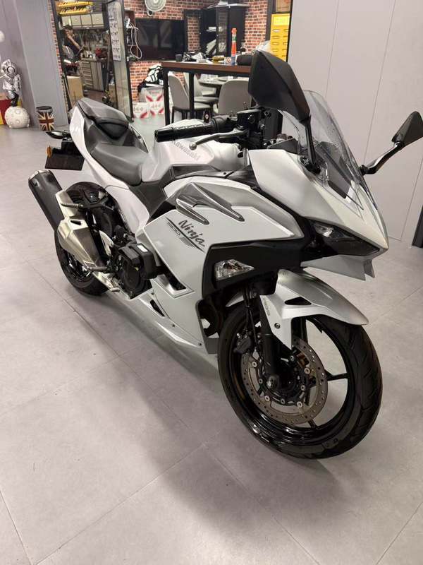 二手川崎Ninja 500