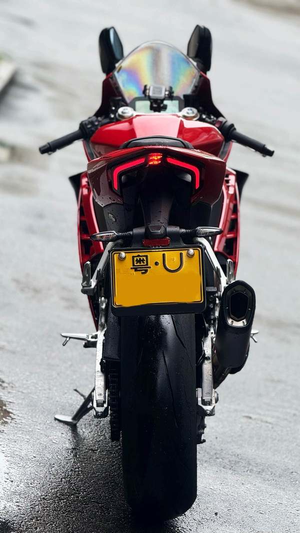 二手张雪机车820RR