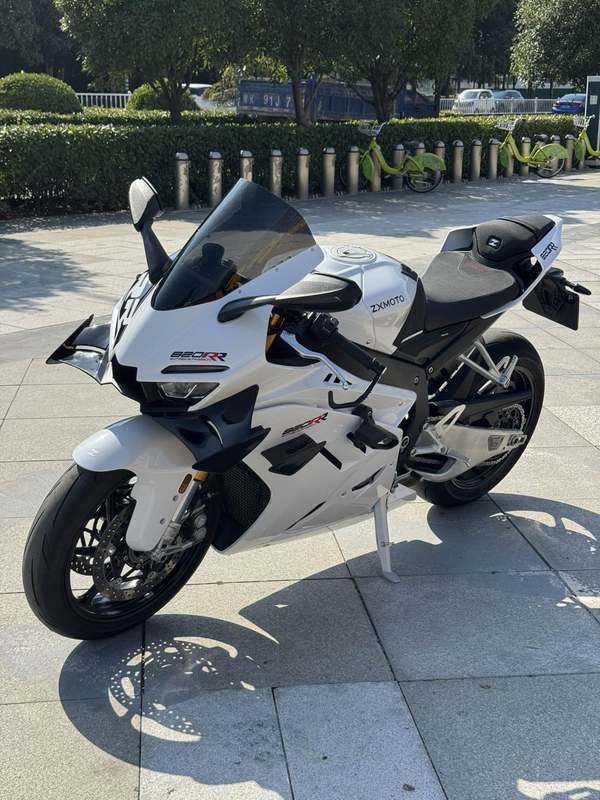 二手张雪机车820RR