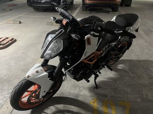 二手KTMR2R390 Duke
