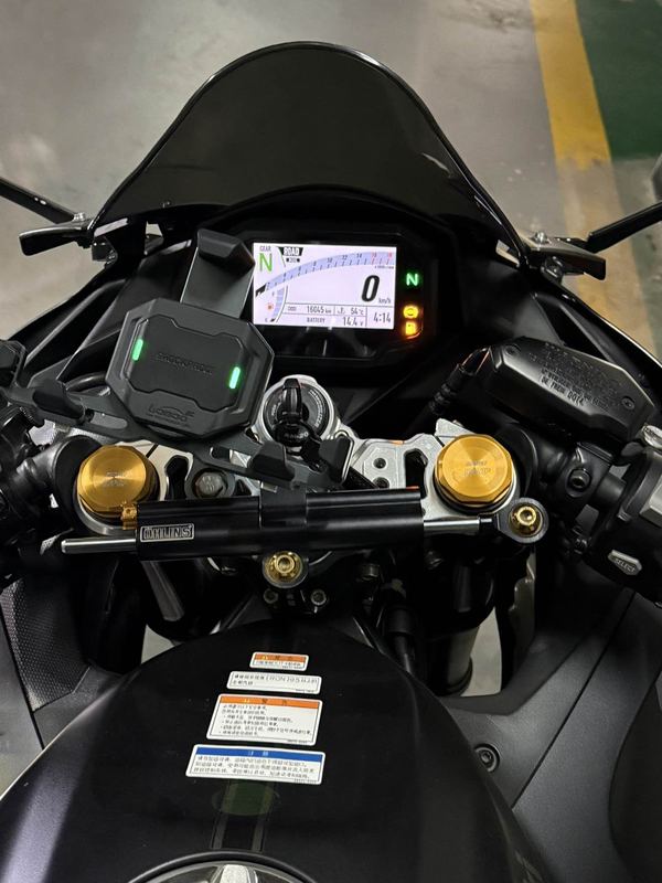 二手川崎ZX-4R