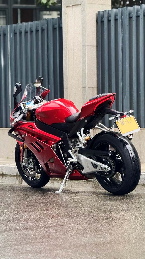 二手张雪机车820RR