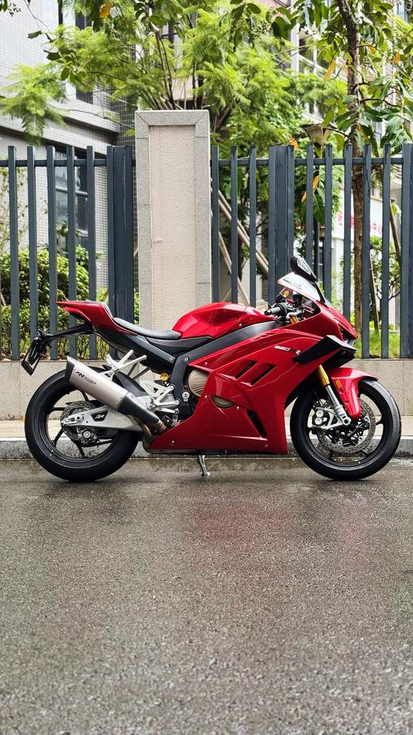 二手张雪机车820RR